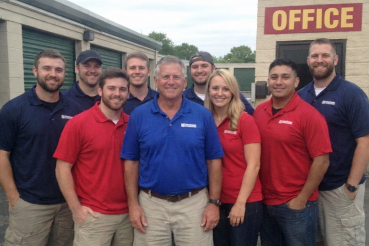 Water damage restoration professionals in St. Cloud, FL